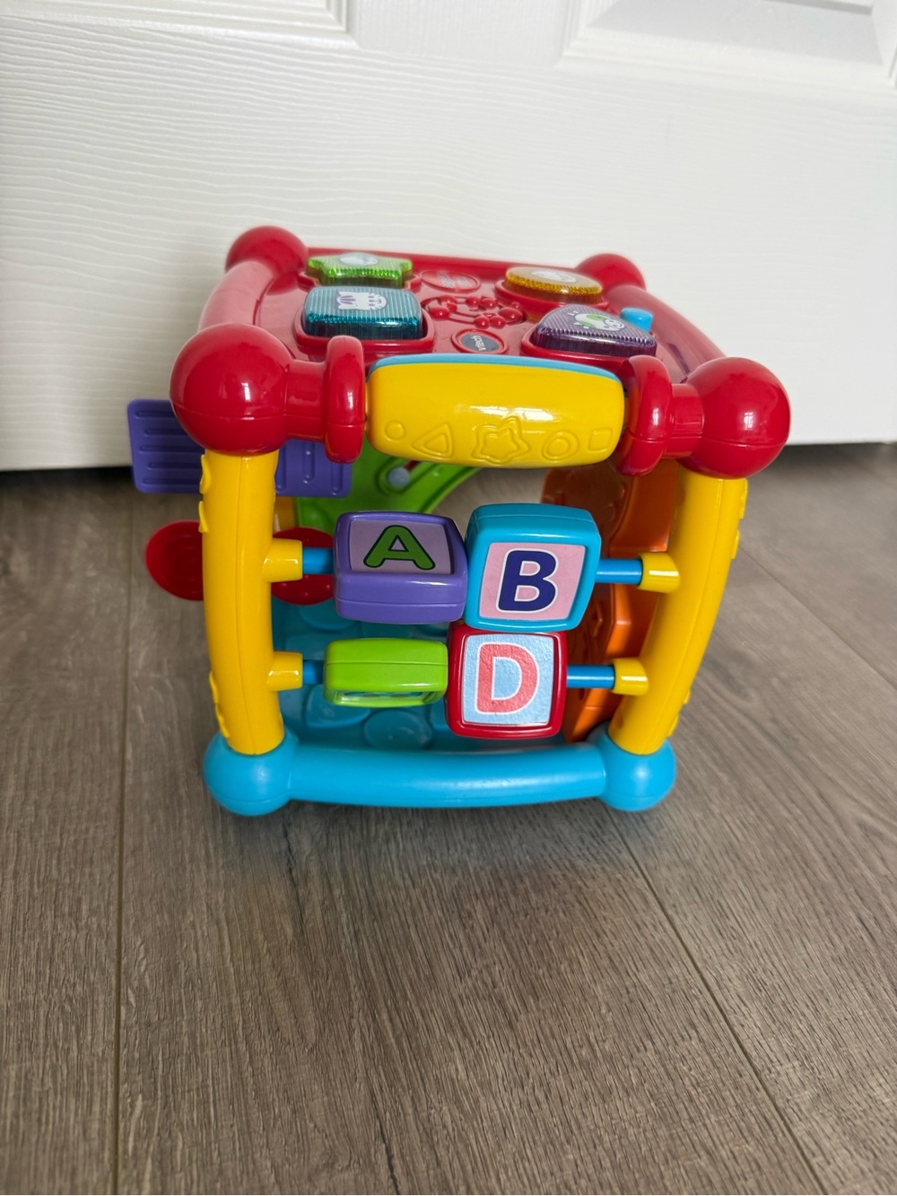 French babe toy activity cube
